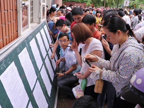 Cam thi tuyen lop 6, hoc sinh van dua toi lo luyen thi