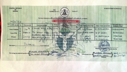 Giấy chứng nhận kết hôn do nước Nigeria cấp giữa bà Ngọt và ông Afolayan Caleb.