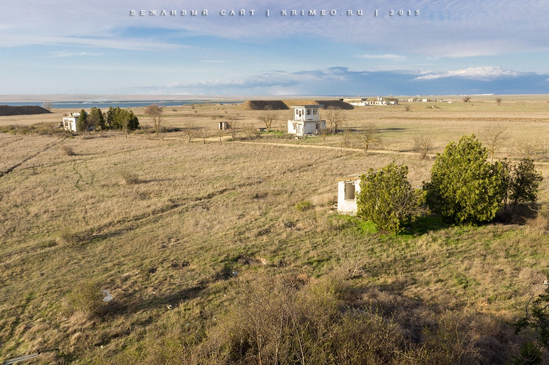 Các cơ sở tại căn cứ bị bỏ không trong một thời gian rất rất dài.