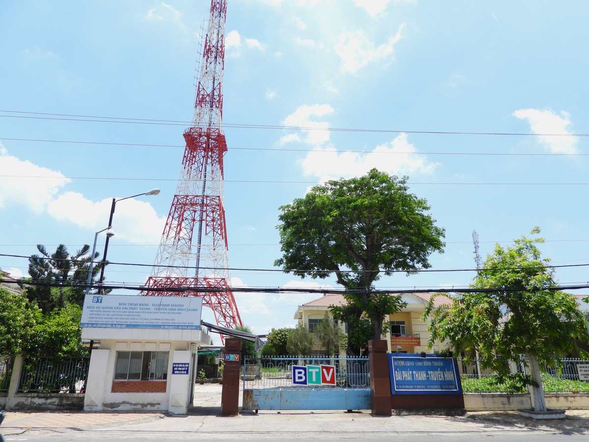 Binh Thuan hop nhat Bao va Dai Phat thanh - Truyen hinh tinh tu 20/6