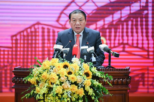 Chu tich Quoc hoi: Can coi nguon nhan luc la “khau dot pha” trong phat trien van hoa