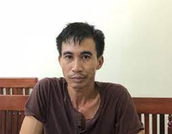 Tráng là đối tượng bất hảo, từng có tiền án về tội hiếp dâm, một tiền sự về gây rối trật tự công cộng, nghiện ma túy, thường xuyên đi lang thang về đêm và trộm cắp tài sản. Thời điểm mới bị bắt, Tráng tỏ ra ngoan cố, liên tục chối tội, vòng vo trước điều tra viên. 