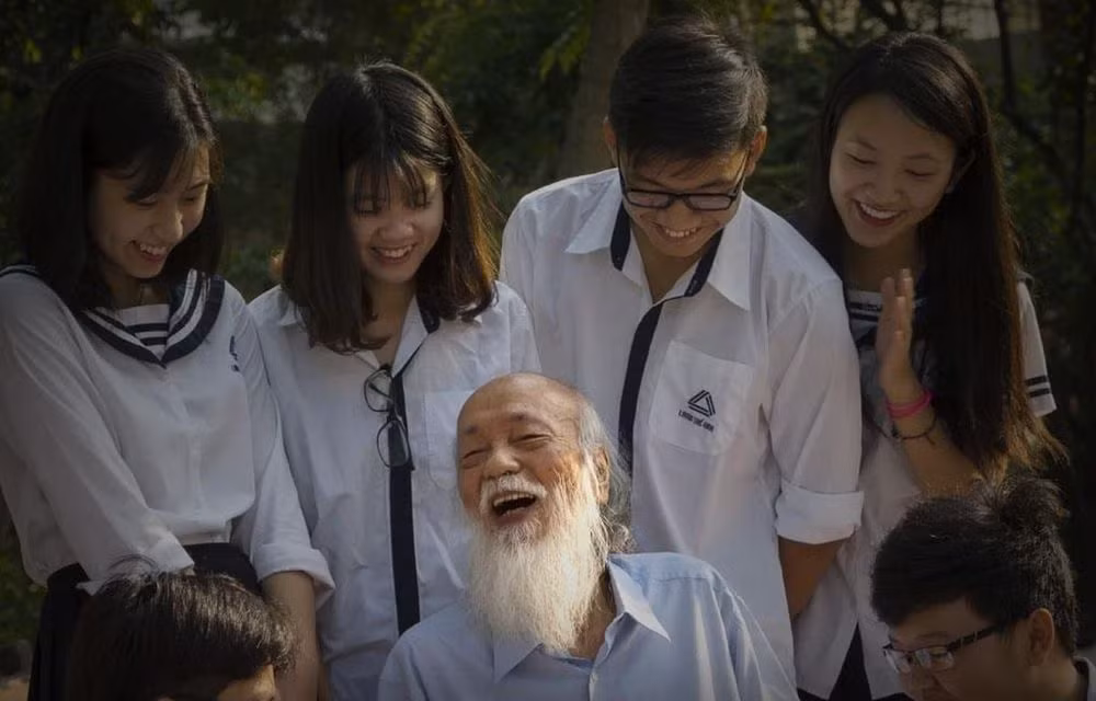 Co gi trong bo “ky luat thep” ngoi truong noi co Van Thuy Duong giang day-Hinh-4