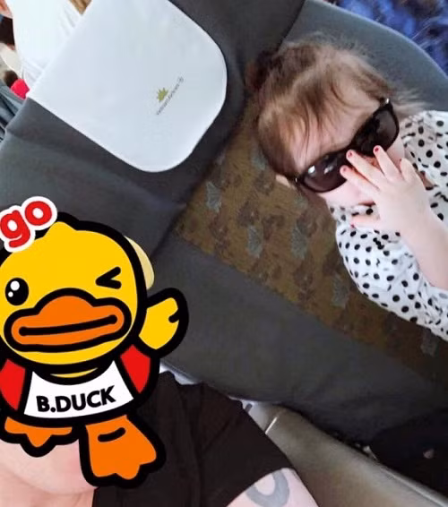 Khoe con gai Cadie Elly Tran de lo anh chong tin don