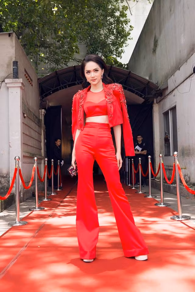 Huong Giang lam HLV Sieu mau Viet Nam: Chuyen that nhu dua!-Hinh-2