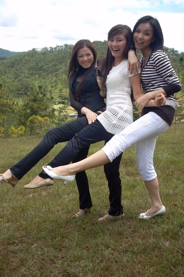 Thành công của bộ phim là bệ phóng giúp 3 nàng kiều nữ: Lý Nhã Kỳ, Ngọc Lan và Thùy Lâm trở nên nổi tiếng. Ảnh tổng hợp.