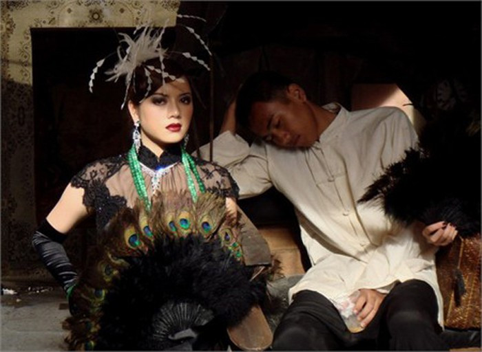 Diễn viên Lý Nhã Kỳ cũng từng được mời góp mặt trong phim Shanghai, chính thức ra rạp Bắc Mỹ vào năm 2015. Dù chỉ đảm nhận một vai nhỏ nhưng cô cũng khoe được vẻ đẹp đậm chất Á Đông.