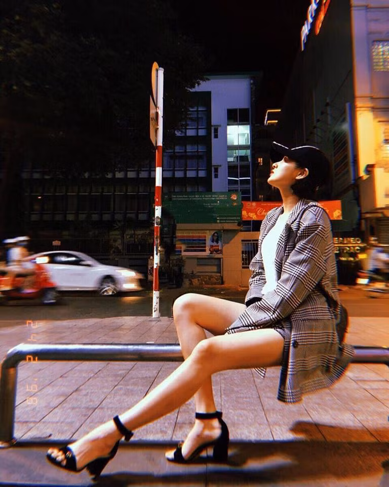 Bảo Anh tâm sự: "Chỉ cần không dừng lại, chỉ cần không bao giờ từ bỏ đam mê thì việc tiến nhanh hay chậm cũng không thành vấn đề. P/s: Anh ơi cố lên nè!".