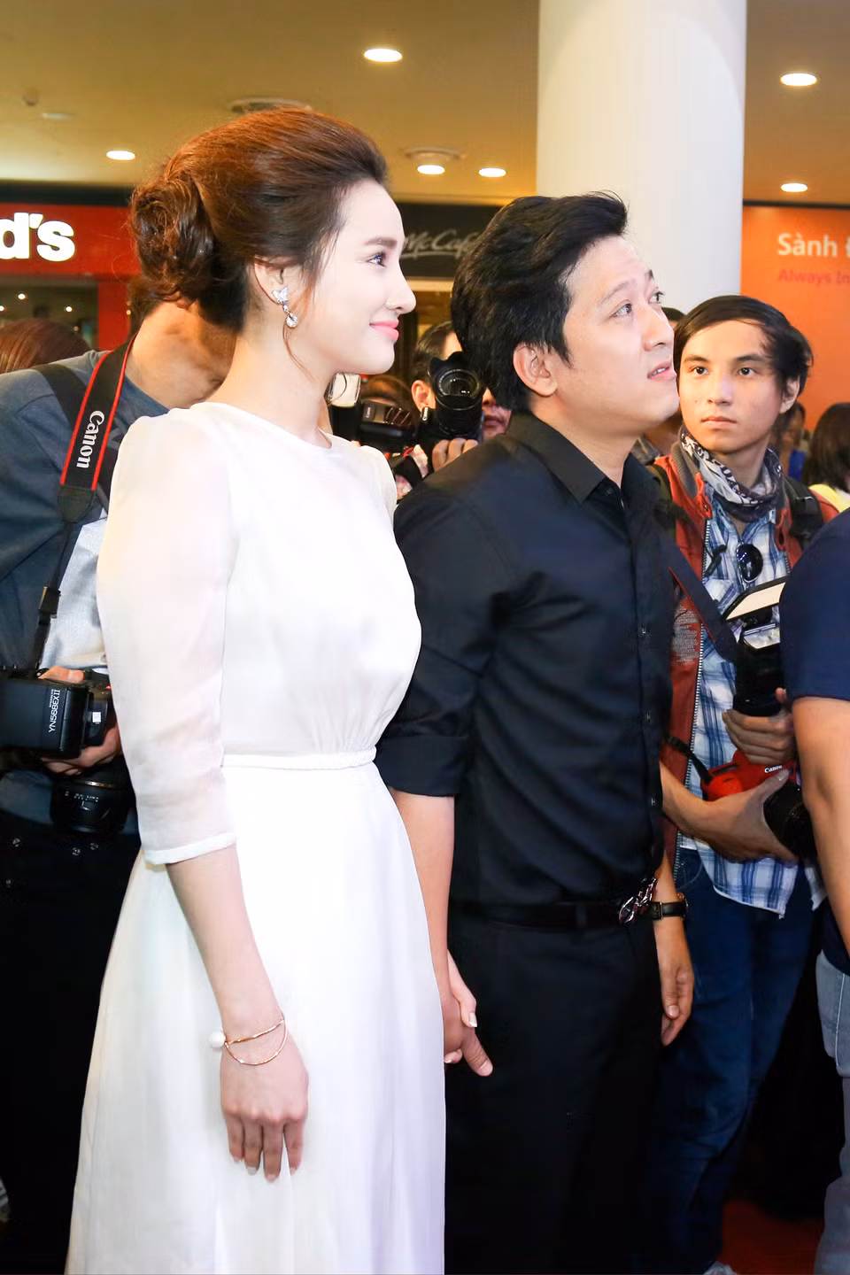 Giu chan trai dao hoa, gai showbiz phai hoc Nha Phuong dieu nay!-Hinh-2