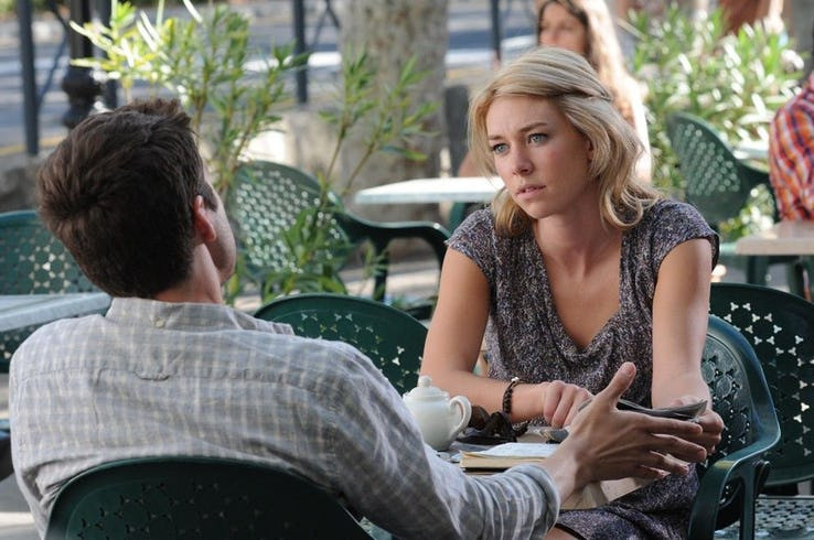 Trước khi trở thành một diễn viên nổi tiếng, Vanessa Kirby đã từng bị Nhà hát Bristol Old Vic từ chối khi thử vai.