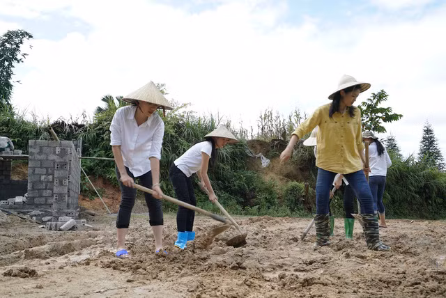 Dieu dac biet cua HHVN 2018: Sac dep nhuong cho cho long nhan ai!-Hinh-2