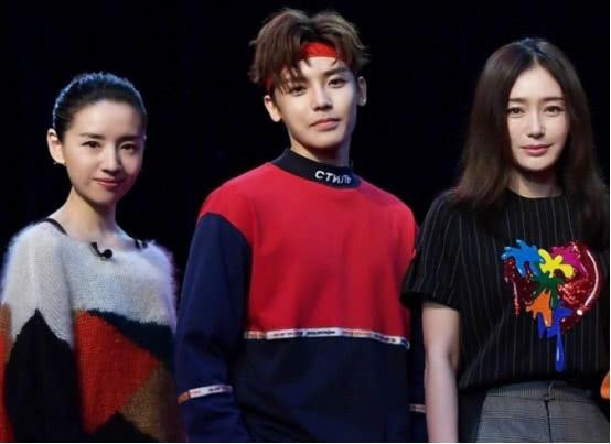 Nhan sac gay me cua hai nang “Phu Sat Hoang Hau” Dong Khiet - Tan Lam