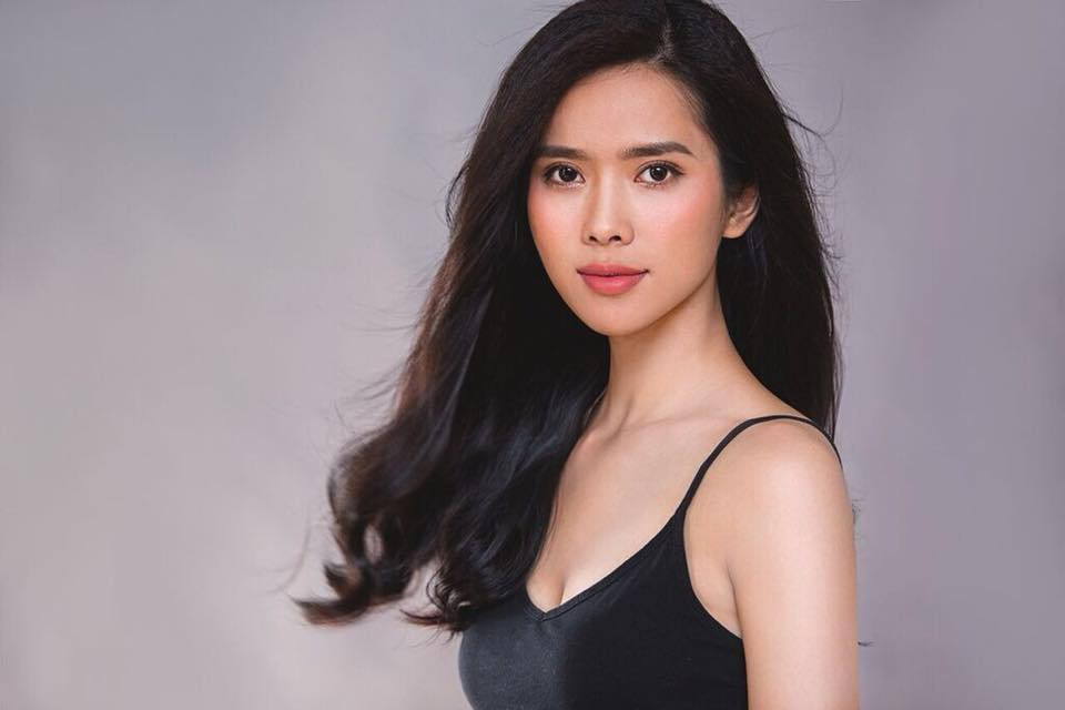 Thành công trong vai diễn khiến Bella Mai (tên thật Mai Thị Hồng Dung) nhận được nhiều sự quan tâm của khán giả. Trái với vẻ lam lũ trong phim, Bella Mai ở ngoài đời sở hữu vẻ đẹp khỏe khoắn và quyến rũ "chết người".