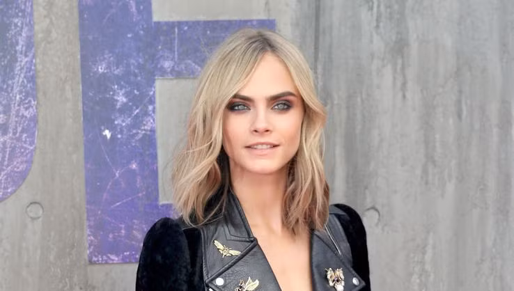 Cara Delevingne bắt đầu bước vào lĩnh vực giải trí khi cô mới 10 tuổi. Nữ diễn viên xuất hiện ấn tượng trong phim bom tấn Suicide Squad năm nay bước sang tuổi 26.
