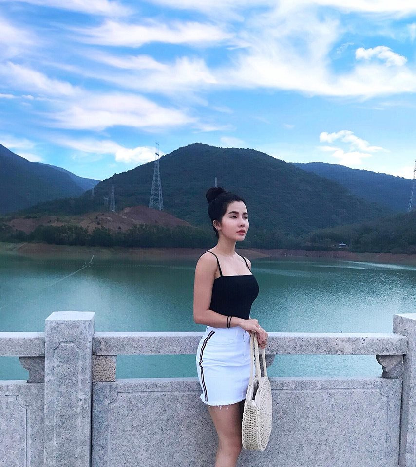 Cô sở hữu trang cá nhân hiện có gần 200.000 lượt theo dõi.