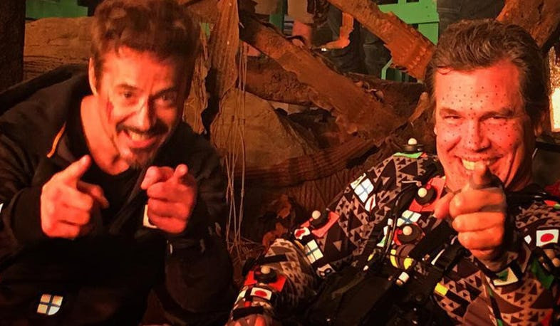 Khi Iron man và siêu ác nhân Thanos cùng chụp ảnh.