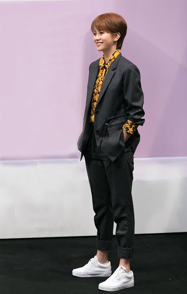 Quay lại những hình ảnh tình tứ khiến An Nguy - Kiều Minh Tuấn bị đồn "phim giả, tình thật", nhiều cư dân mạng tỏ ý hoài nghi rằng đây chỉ là chiêu trò PR cho bộ phim mới của hai diễn viên này mà thôi.