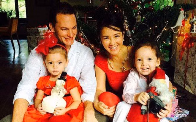 Sau cuộc ly hôn gây nhiều bất ngờ với người chồng quốc tịch Mỹ, ca sĩ Hồng Nhung cũng tiết lộ mỗi tháng chồng cũ sẽ chu cấp hơn 100 triệu đồng cho hai bé.