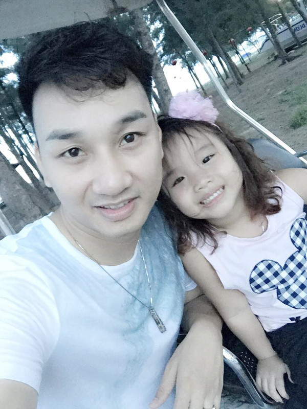 Năm 2015, MC Thành Trung từng bị vợ cũ - ca sĩ Thu Phượng "tố" vô trách nhiệm với con gái. Về điều này, Thành Trung cho biết khi ly dị, tòa định mức anh phải đóng là 2 triệu/tháng. Nhưng anh đã ghi lại là 5 triệu/tháng.