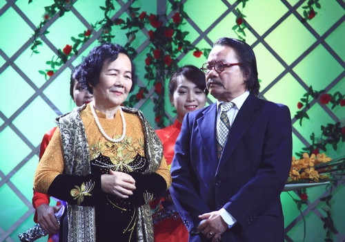 Cuộc hội ngộ đầy bất ngờ của hai nghệ sĩ ưu tú một lần nữa mang lại cho khán giả nhiều cảm xúc. Ảnh: Nick M.