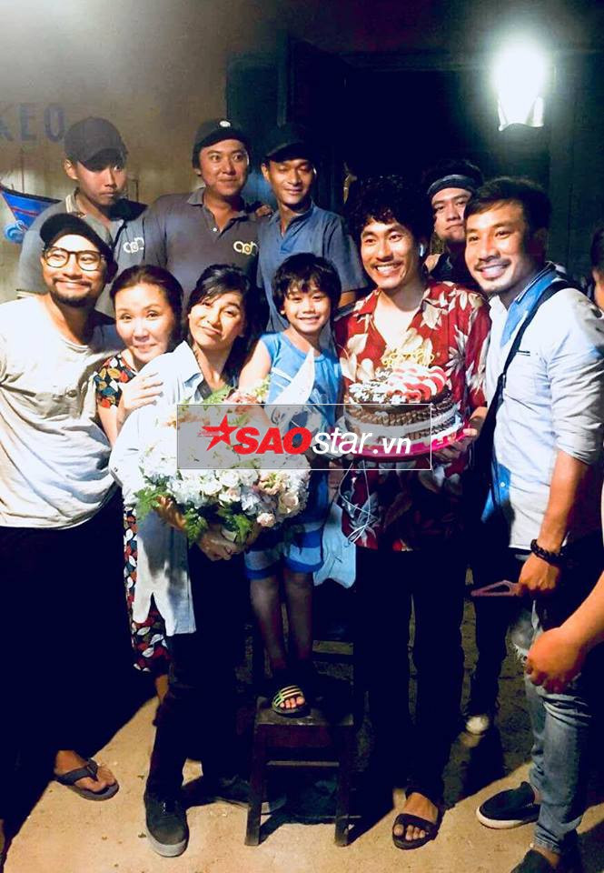 NSX phim "Mẹ Tuệ" cho rằng, phim đang bị "đóng băng" vì những chuyện hoàn toàn không liên quan tới mình, ảnh hưởng rất nhiều đến tình hình công ty và gây thiệt hại cho phim. Ảnh: Saostar.