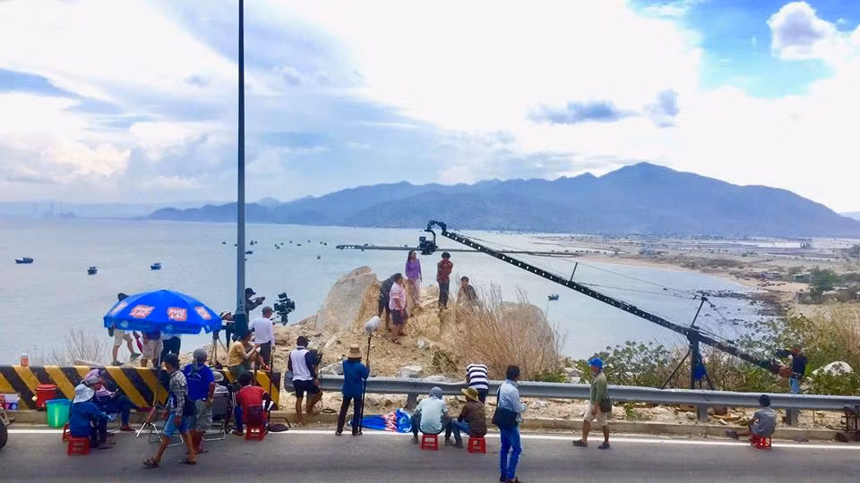 Phim "Mẹ Tuệ" dự kiến ra rạp vào ngày 15/10 vừa qua, sau thời điểm Kiều Minh Tuấn và An Nguy công khai yêu nhau. Ảnh: FB Bá Cường.