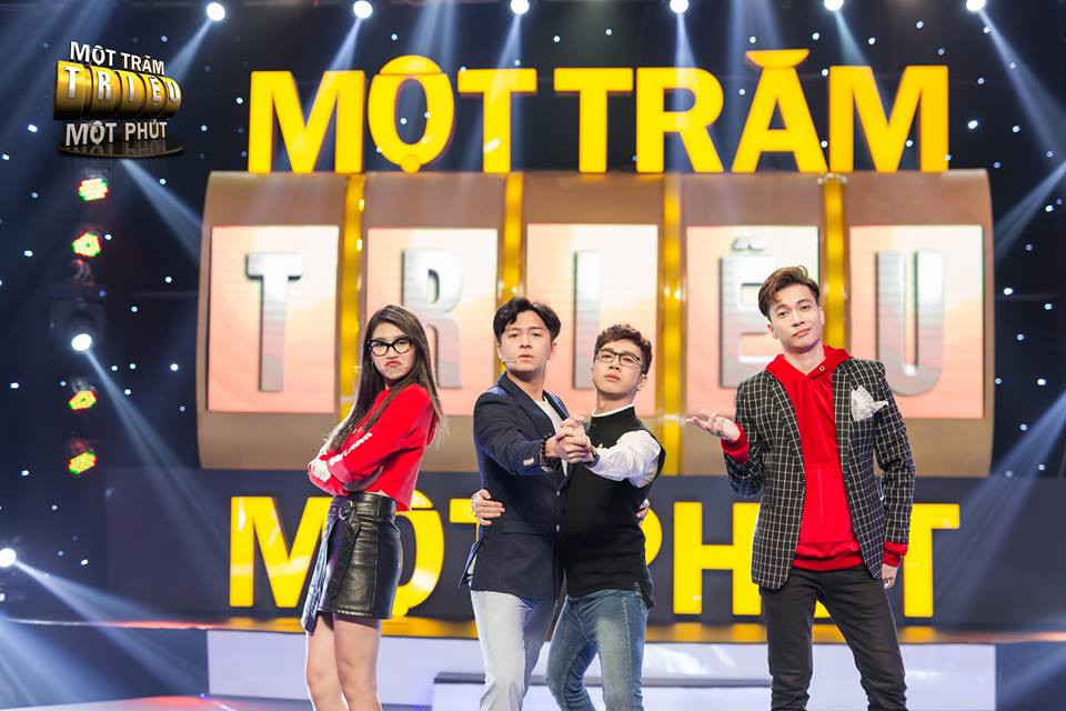 Vốn có bản lĩnh của một ca sĩ trên sân khấu, cộng với việc không ngừng học hỏi và rút kinh nghiệm, Ngô Kiến Huy ngày càng trở nên chuyên nghiệp hơn.