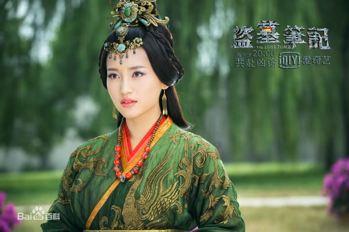 Cô từng vào vai hoàng hậu Trương Yên trong bộ phim "Mỹ nhân tâm kế", Hoàng hậu Hứa Bình Quân trong "Vân Trung Ca"... Ảnh:Baidu.