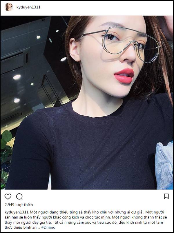 Không thẳng thắn phủ nhận tin đồn như Bảo Anh, nhưng Kỳ Duyên cũng có cách đáp trả bằng dòng trạng thái thâm thuý, khi ám chỉ đối tượng vì túng thiếu mà ghen ăn tức ở, hận thù. Ảnh chụp màn hình.