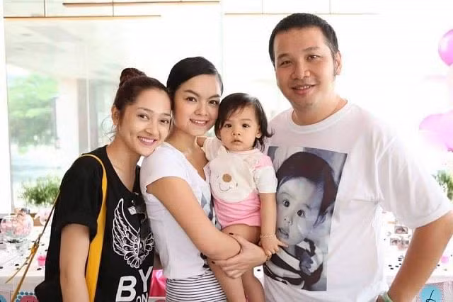 Năm 2018, Bảo Anh cũng trải qua nhiều biến cố tình cảm. Sau thời gian chia tay Hồ Quang Hiếu, cô lại vướng nghi vấn phá hoại hạnh phúc gia đình người khác.