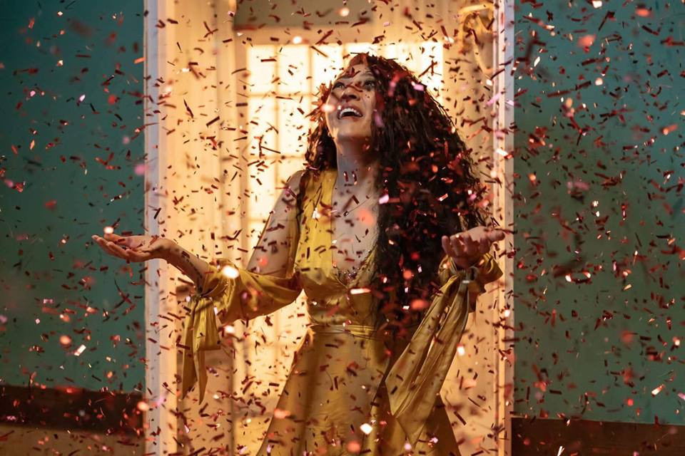 "Như lời đồn" của Bảo Anh được đầu tư kỹ lưỡng, xây dựng dựa trên chuyện tình giữa một chàng trai (Kiều Minh Tuấn đóng) và những cô búp bê mà anh ta tạo ra.