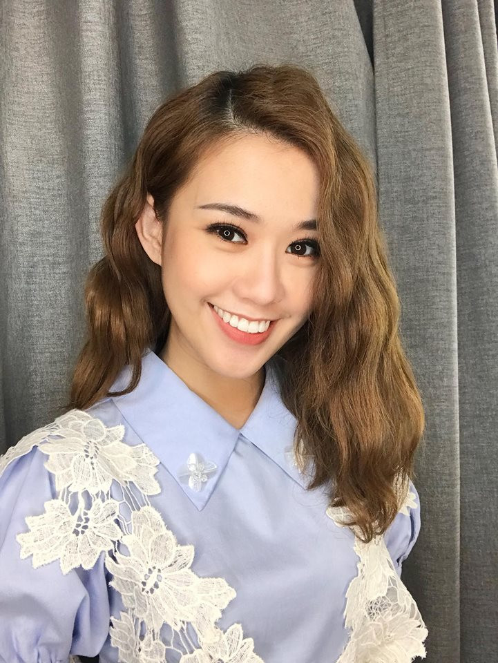 Ngọc Thảo khoe phim mới "Yêu em bất chấp" sắp công chiếu và dỗ ngọt khán giả đi xem. Trong phim Ngọc Thảo đóng vai phụ.