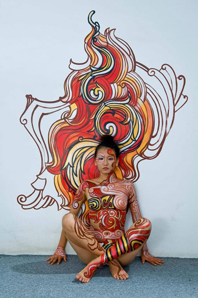 Một mẫu body painting dưới bàn tay nghệ thuật của họa sĩ Đức Phạm