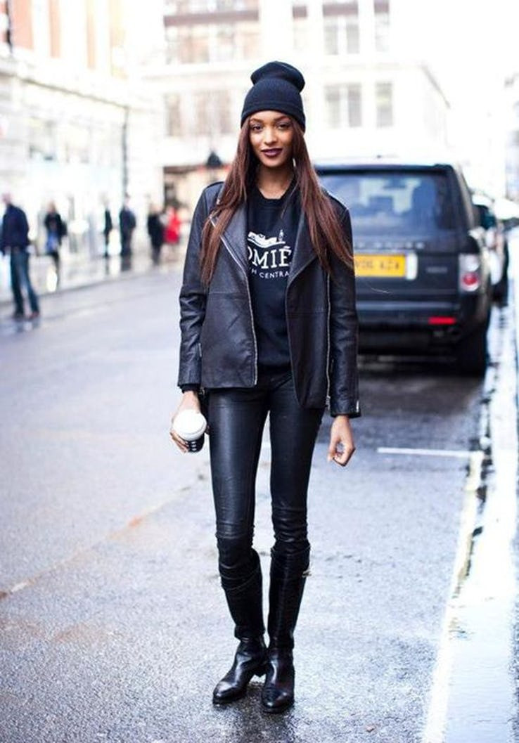 Jourdan Dunn - cô người mẫu kiêm bà mẹ đơn thân quyết định tập trung nuôi dạy con và trở thành một người mẹ tốt sau khi mối tình của cô tan vỡ.