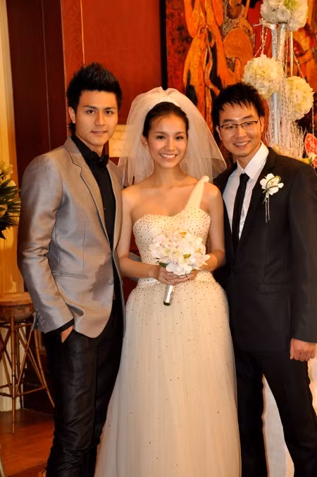 Chính vì thế mà khi Hoa hậu Hoàn vũ Việt Nam 2008 lên xe hoa, sự xuất hiện của "người cũ" của cô là Vĩnh Thụy trong lễ cưới bỗng trở thành tâm điểm gây chú ý.