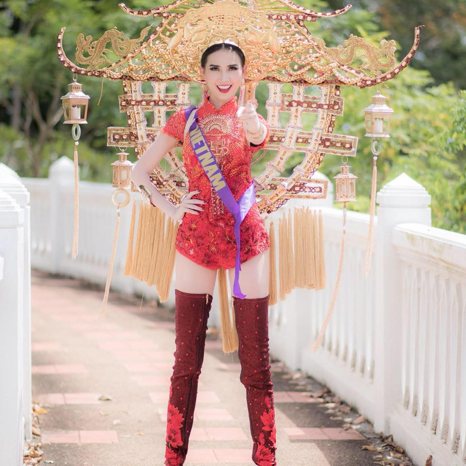 So với Phan Thị Mơ của hiện tại, dễ dàng nhận thấy cô đã "lột xác" một cách ngoạn mục.