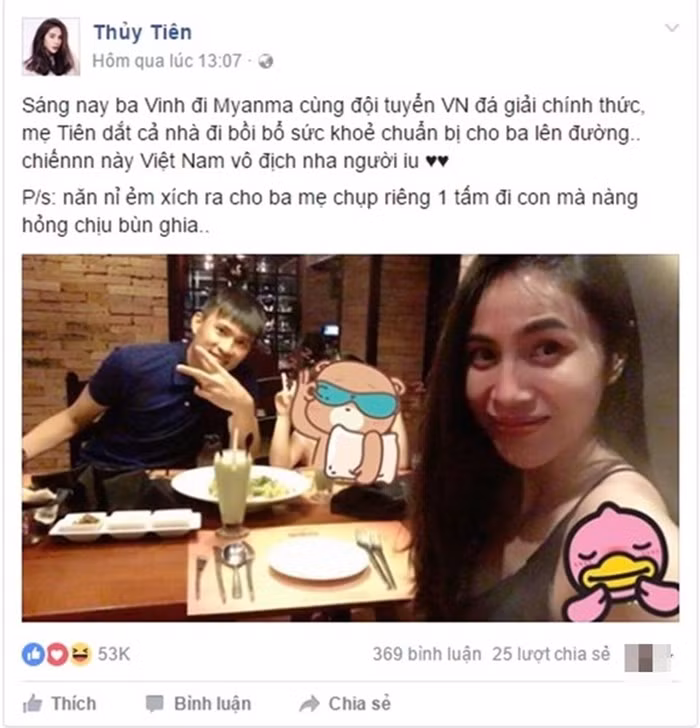 Ca sĩ Thủy Tiên cũng tỏ ra bức xúc khi có người bình luận ác ý rằng cô muốn biến con mình thành “xấu như quỷ” trong bức ảnh Bánh Gạo bị che mặt...