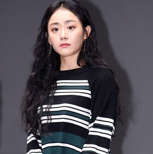 Sau thành công của "Trái tim mùa thu", sự nghiệp phim ảnh của Moon Geun Young trở nên rộng mở khi cô tích cực tham gia nhiều phim điện ảnh và truyền hình.