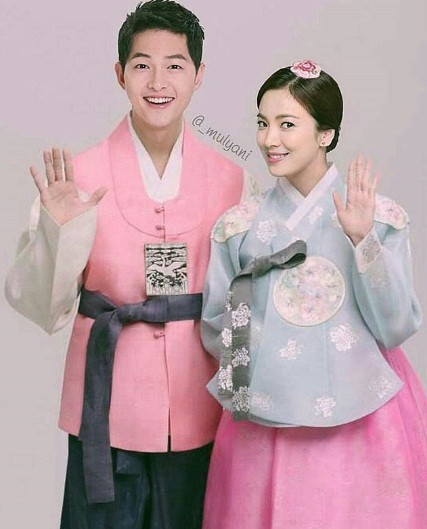 Cuối năm 2017, Song Hye Kyo đã kết hôn với Song Joong Ki – bạn diễn phim Hậu duệ mặt trời và dính nghi vấn có bầu. Sự nghiệp cùng cuộc hôn nhân hạnh phúc của ngọc nữ xứ Hàn khiến bao người phải ngưỡng mộ.