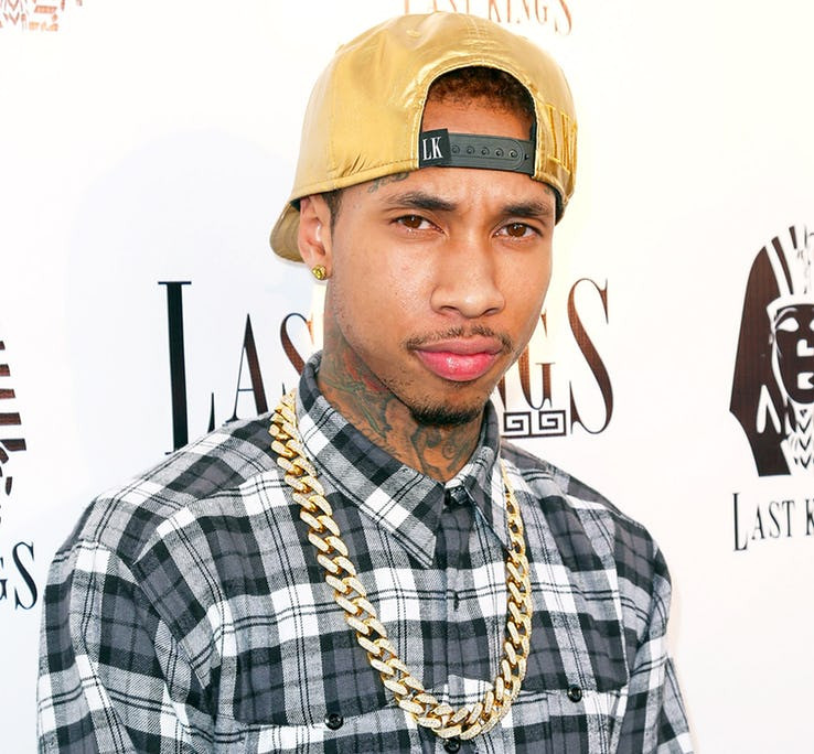 Rapper Tyga nói dối về việc anh sinh ra ở Compton, California. Nhưng thực ra quê hương của anh ở thung lũng San Fernando.