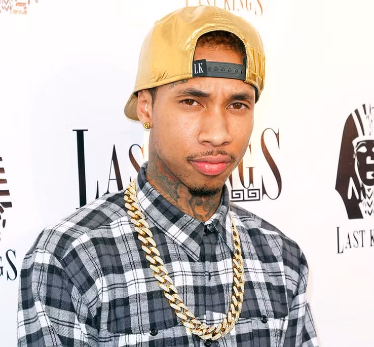 Rapper Tyga nói dối về việc anh sinh ra ở Compton, California. Nhưng thực ra quê hương của anh ở thung lũng San Fernando.