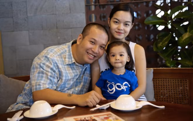 Tung bi don tan vo va phan ung soc cua Pham Quynh Anh - Quang Huy