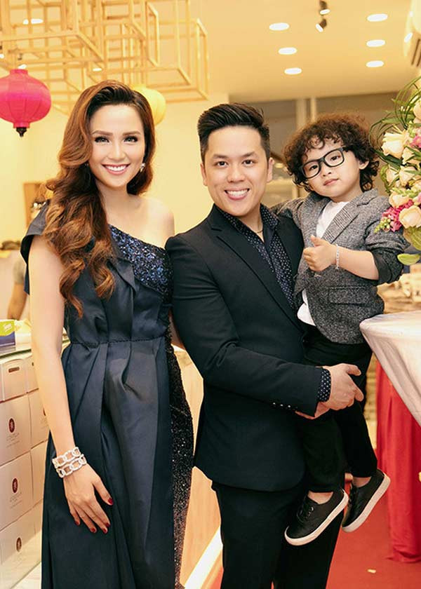 Người đẹp tiết lộ đã mua nhà ở Mỹ để chuẩn bị cho tương lai của bé Noah.