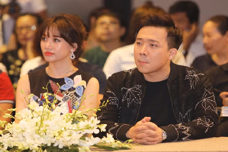 Vợ chồng Trấn Thành, Hari Won lần đầu tiên sát cánh bên nhau trong show thực tế Khi đàn ông mang bầu.