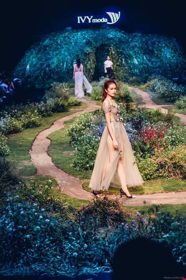 Nhờ đó, Ngọc Châu có thể khẳng định tên tuổi của mình trong làng mẫu Việt. Cô là gương mặt quen thuộc của nhiều nhãn hàng nổi tiếng. Ảnh: FBNV.