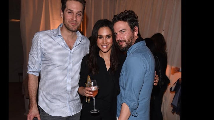 Meghan phủ nhận tin đồn có mối quan hệ với Rory McIlroy vào năm 2004 - người đã giúp cô lọt vào cuộc thi Ice Bucket Challenge.