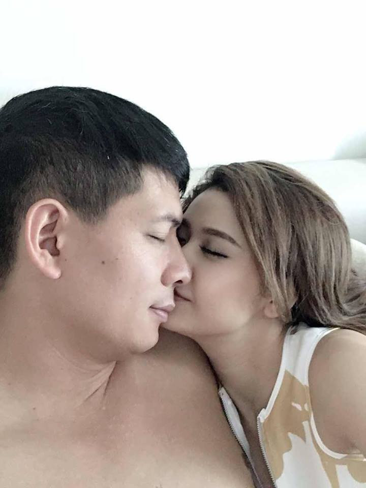 Trước khi hôn nhân tan vỡ, Quỳnh Anh vướng vào tin đồn ngoại tình với nam diễn viên Bình Minh, cả hai còn lộ ảnh "thân mật" gây xôn xao.