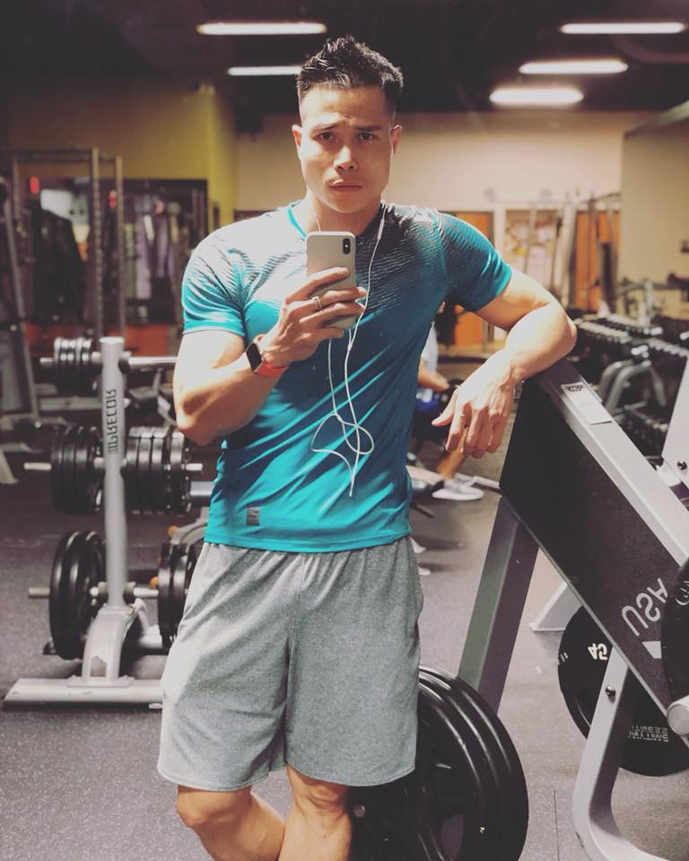 Tự nhận bản thân thiếu may mắn nhưng Tiến Đoàn luôn cho rằng, cuộc sống có lúc thăng lúc trầm, không nên nghĩ quá tiêu cực. Ảnh: FBNV.