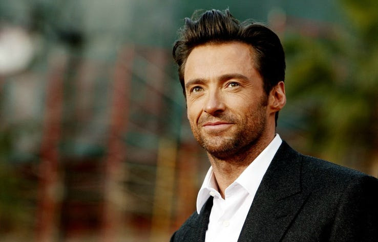 Không chỉ phụ nữ cảm thấy đau đớn không thể có con. Ngôi sao Hollywood Wolverine Hugh Jackman đã thú nhận anh không thể có con do người vợ hơn mình 13 tuồi - Deborra Iee Furness khó mang bầu. Họ đã nhận nuôi một bé trai, một bé gái.