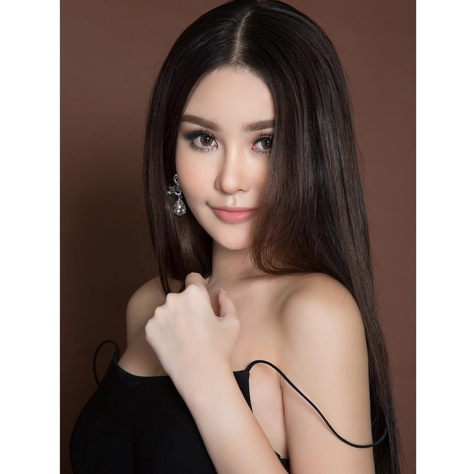 ... Mọi người sẽ thấy cô gái này lặng lẽ và không có có sự bứt phá, nhưng nhà cao thì cần nền móng vững chắc mà. Mong là khi Ngân Anh trở lại sẽ đem lại được cho mọi người sự bất ngờ nhé!"